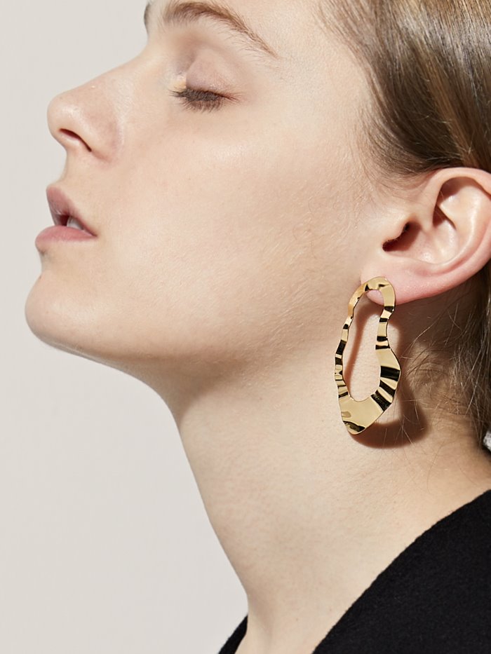 Wrinkled gold tone earrings