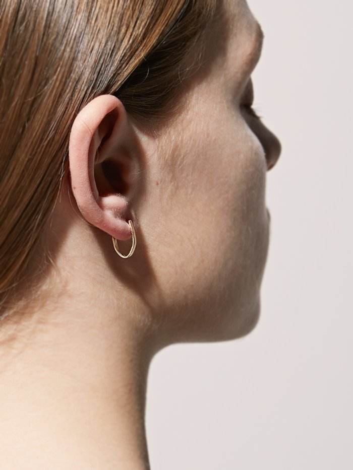 tiny simple line gold earring