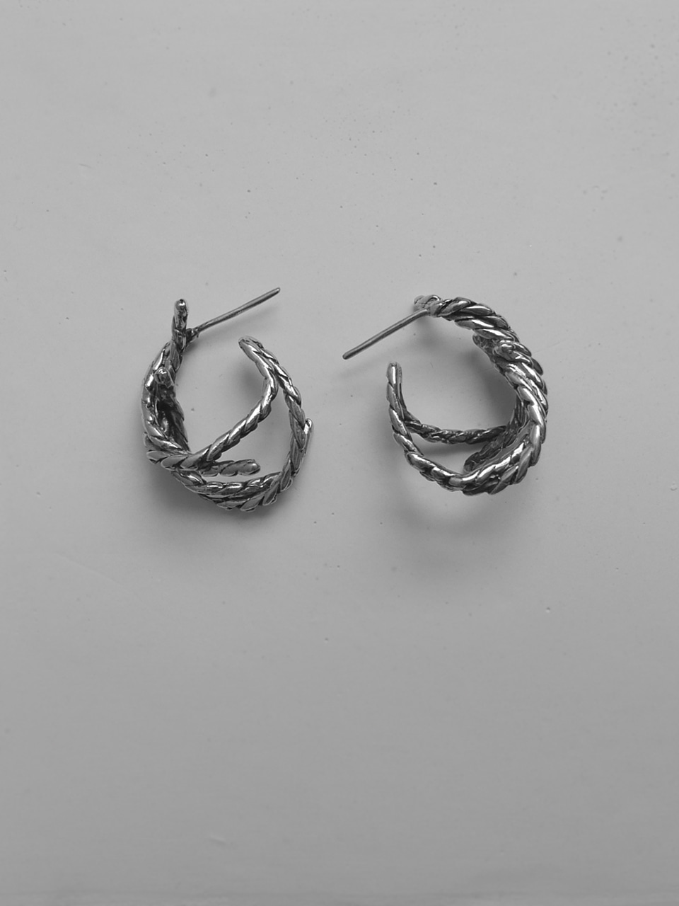 knot knot silver earrings